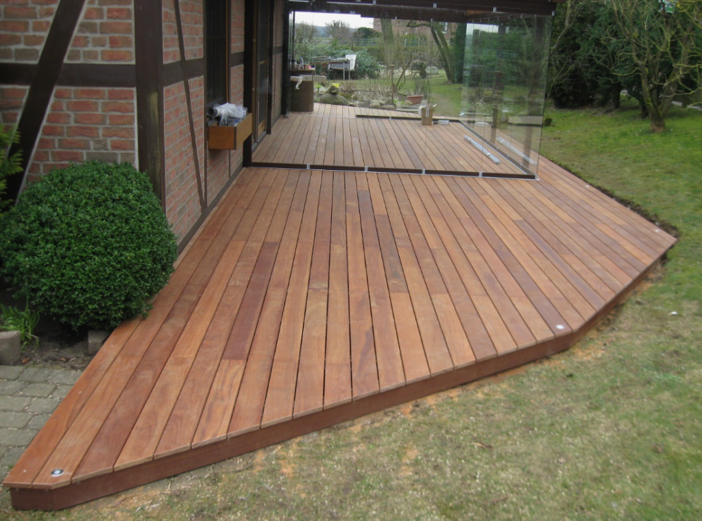Deck de madeira
