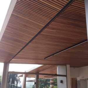 Forro Ripado de Madeira Freijó