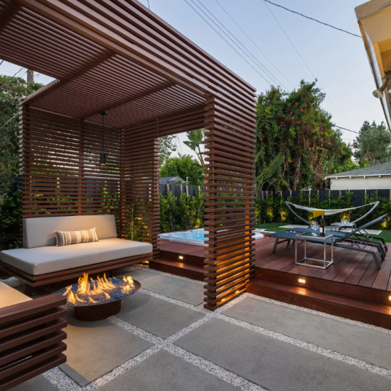 Pergolado de madeira